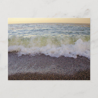 Cartão Postal Ondas atingindo a praia Shore 2