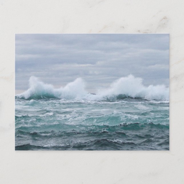 Cartão Postal Ondas quebrando a Ilha de Staffa (Frente)