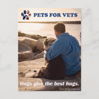 Cartão Postal Os cães dão os melhores abraços.