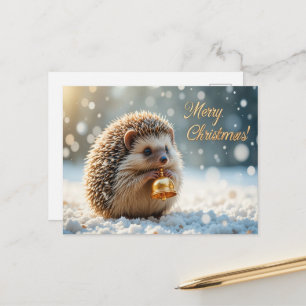 Cartão Postal ouriço de Natal fofo na floresta de inverno com ne