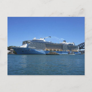 Cartão Postal Ovation of the Seas atracado no Circular Quay
