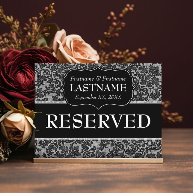 Cartão Postal Padrão de Lace de Sinal RESERVADO de Mesa de Casam (Black Lace Wedding - Reserved Table Sign)