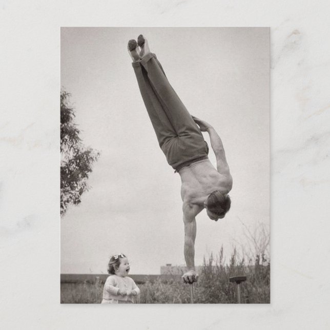 Cartão Postal Pai equilibrado (Frente)