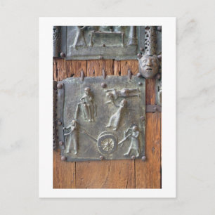 Cartão Postal Painel da porta esquerda, século 12 (bronz)