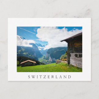 Cartão Postal Paisagem no vale de Lauterbrunnen na Suíça