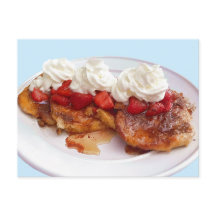 Pão Doce Com Morangos E Creme