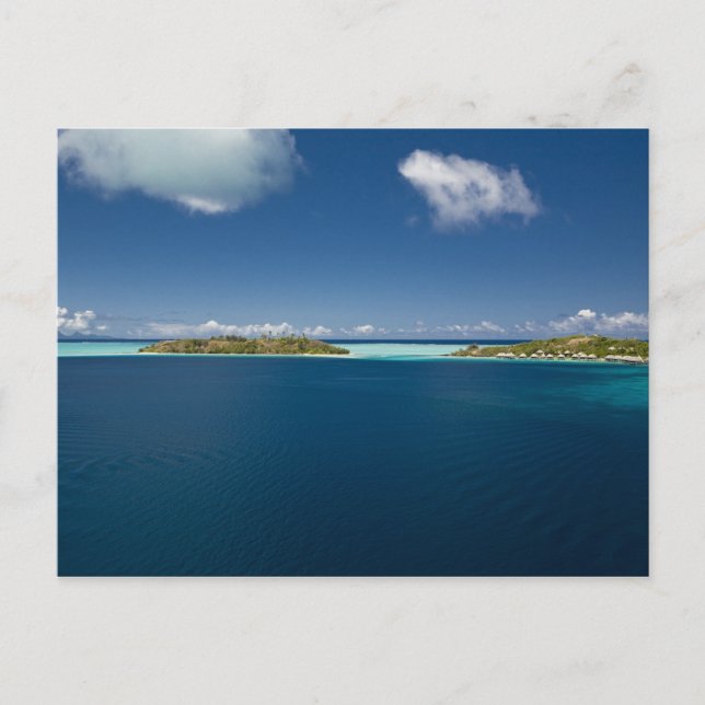 Cartão Postal Paraseando sobre a bela lagoa de Bora 2 (Frente)