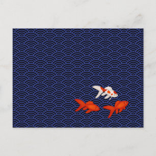 Cartão Postal Peixes Dourados no Padrão Seigaiha Japonês Persona