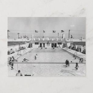 Cartão Postal People relaxing in outdoor pool B&W elevated