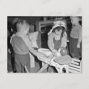 Cartão Postal Pequena Enfermeira, 1943