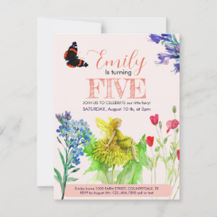 Cartão Postal Pequena fada e flores silvestres