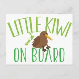 Cartão Postal Pequeno kiwi a bordo (Cute maternidade da Nova Zel