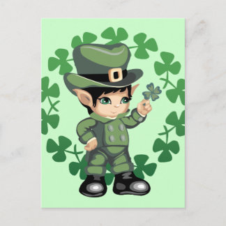 Cartão Postal Pequeno Leprechaun com Shamrocks