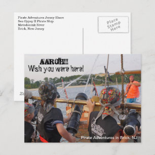 Cartão Postal Pequenos Piratas no Navio Pirata