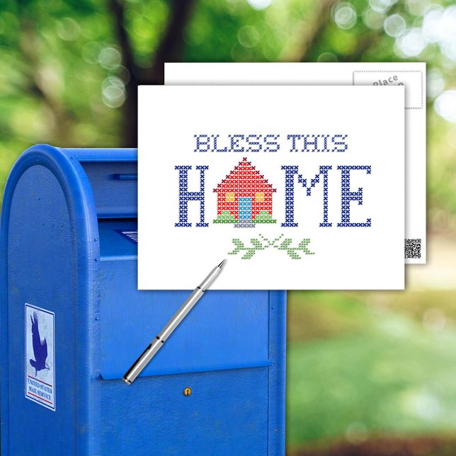 Cartão Postal Personalizar seu Cartão-Postal (This charming postcard is perfect for sending warm wishes and blessings to loved ones near and far. )