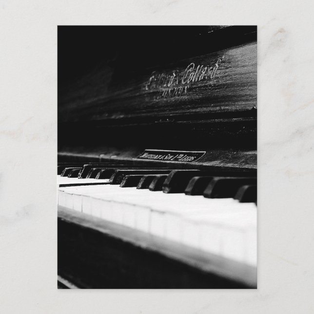 Cartão Postal Piano Antigo (Frente)