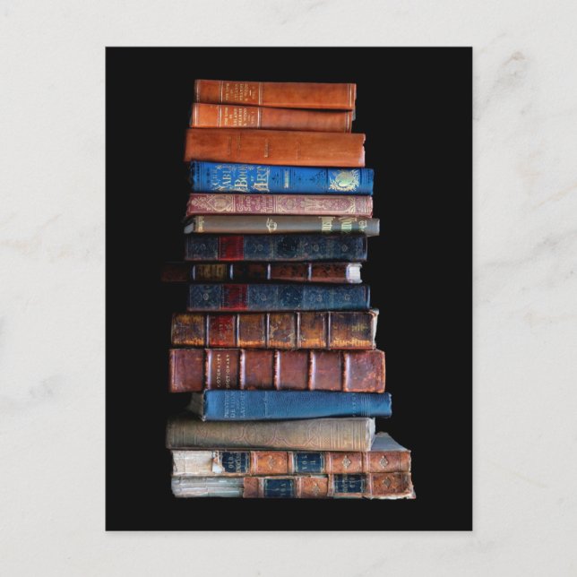 Cartão Postal Pilha de entrada de livros antigos (Frente)