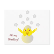 Pintinho feliz em um ovo