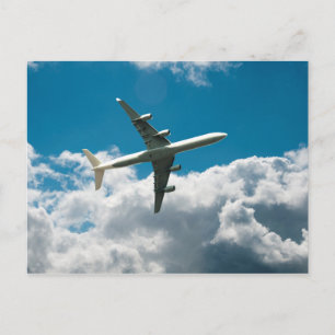 Cartão Postal Plane Jet em Nuvens