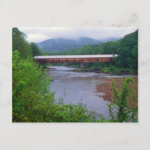Cartão Postal Ponte de Dummerston VT, no rio oeste