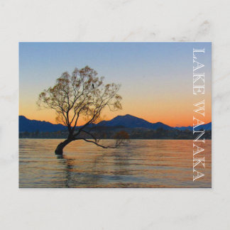 Cartão Postal pôr do sol do lago wanaka