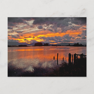 CARTÃO POSTAL ~ "Pôr do Sol Sobre o Rio Clark Fork