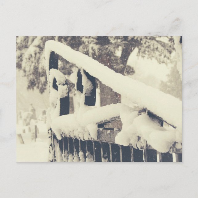 Cartão Postal Porta do Cemitério de inverno (Frente)