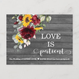 Cartão Postal Pós-Adiamento do Casamento de Girassóis de Flores 