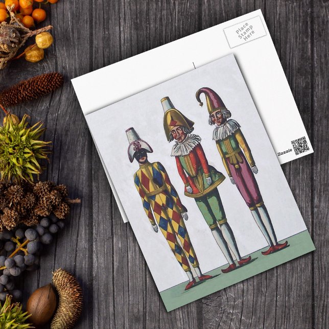 Cartão Postal PostCard de três Jesters (Three jester dolls in colourful clown outfits on grey postcard.)