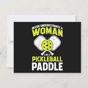 Cartão Postal Presente do Jogador de Pickleball Engraçado, Mulhe
