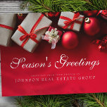 Cartão Postal Presentes de Natal em Vermelho | Saudações da esta<br><div class="desc">O logotipo da sua empresa pode ser adicionado aqui: http://www.zazzle.com/store/selectpartysupplies</div>