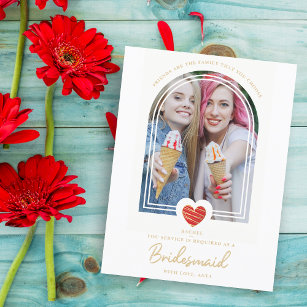 Cartão Postal Proposta de Foto do Coração Vermelho de Bridesmaid