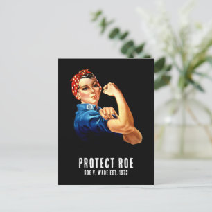 Cartão Postal Proteger Roe v Wade Rosie, o riveter vintage preto