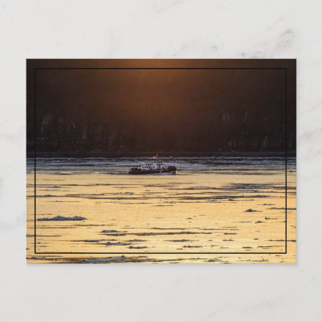 Cartão Postal Quebra-gelo ao pôr do sol (Frente)