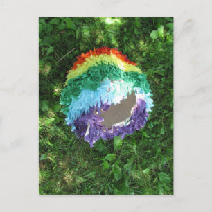 Cartão Postal Rainbow Piñata após a festa