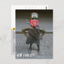 Rapariga sem rosto com máscara bordada, NYC - V ca