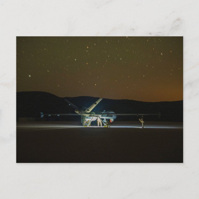 Cartão Postal Receptor MQ-9 à Noite (Frente)