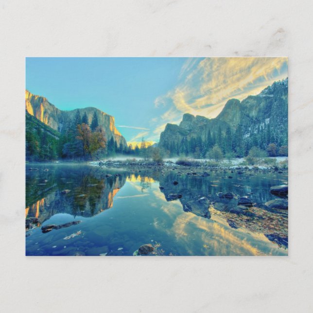 Cartão Postal Reflexão de El Capitan e Três Irmãos (Frente)