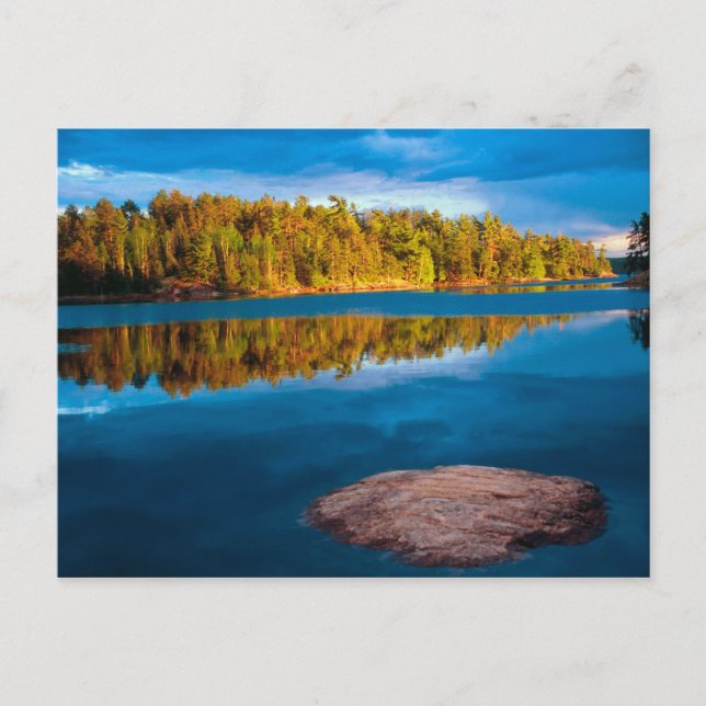 Cartão Postal Reflexões da primeira noite nas águas de fundição (Frente)