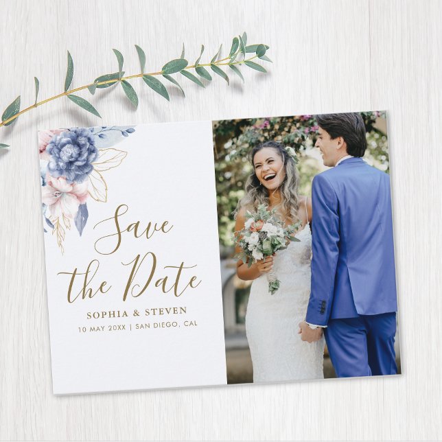 Cartão Postal Regal Blue & White Wedding with Gold Accents (Criador carregado)
