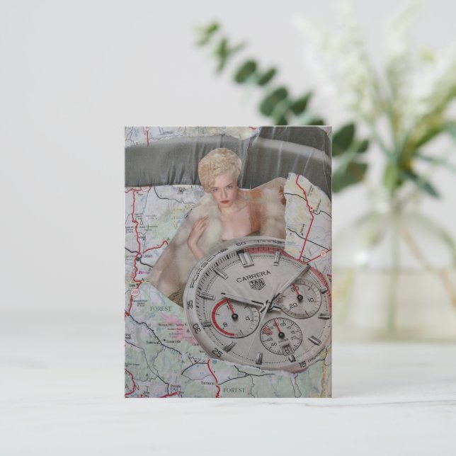 Cartão Postal Relógio de senhora de moda surreal colagem de mapa (Em pé/Frente)