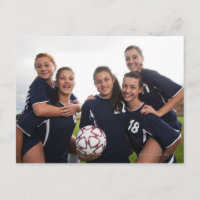 retrato coletivo de jogadoras de futebol de adoles