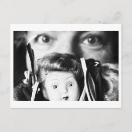 Cartão Postal Retrato de Boneca - Mãe de boneca com boneca