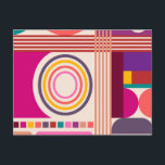 Cartão Postal Retro Bauhaus Modern Art Abstrato Pattern<br><div class="desc">Um padrão retrógrado artístico com tons inferiores do movimento vintage bauhaus.</div>