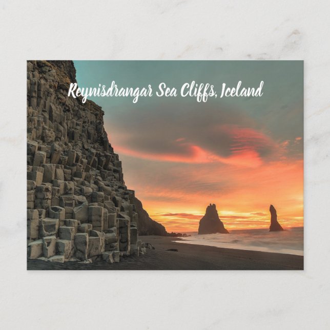 Cartão Postal Reynisdrangar Falésias do Mar Islândia estilizado (Frente)