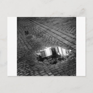 Cartão Postal Rua Cobblestone com poça, Innsbruck Áustria