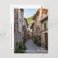 Rua estreita da aldeia de Valldemossa - Maiorca