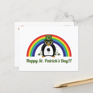 Cartão Postal Rua. Patricks Day Penguin e Rainbow