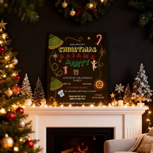 Cartão Postal Rustic Christmas Pajama Gathering | Cabin Family (Criador carregado)