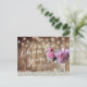Cartão Postal Rustic Weds Pink Floral Mason Jar Obrigado (Em pé/Frente)